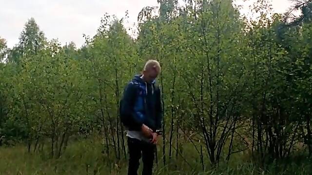 Outdoor Twink Peeing in the Woods