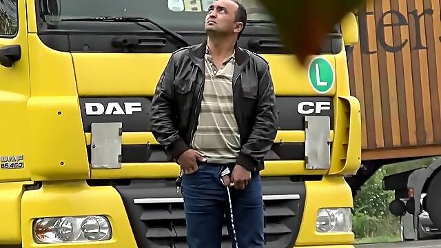 Spy on more trucker pissing
