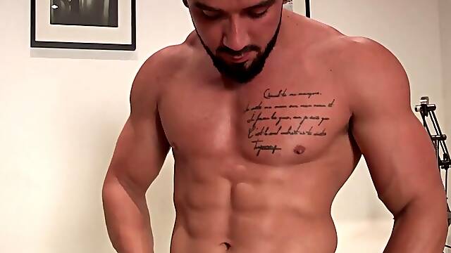 Behind the scenes of Zack Lemec stroking his big dick in biker cam show