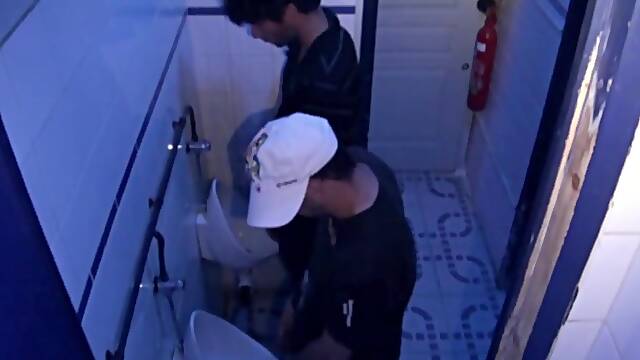 Suck session in public toilet - CrunchBoy