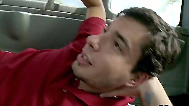 Str8 amateur stud cums on gay dude in bus for money