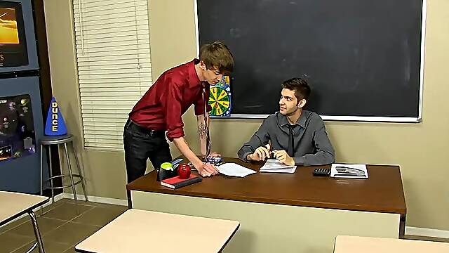 Elijah White Max Morgan - The students 18+ May Be Idiots... but the Sex is Hot! - TeachTwinks