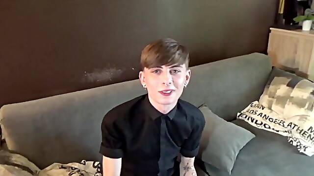 French twink fucked raw by top latino - BadBoysFuckers