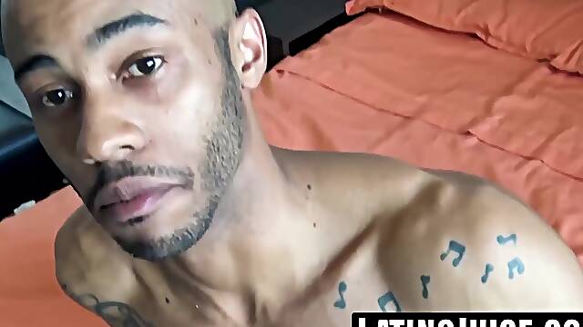 Kinky Will and Perez moan through a bareback session