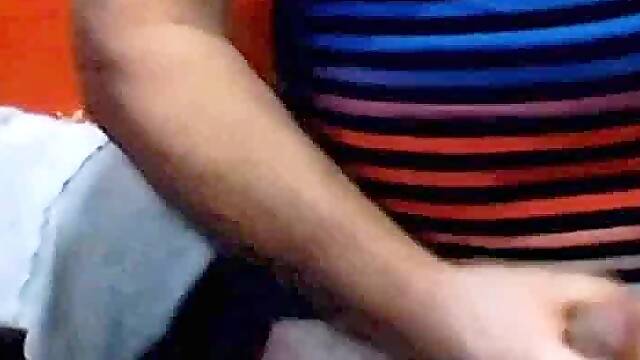 Amateur Argentinian Daddy Wanks Off