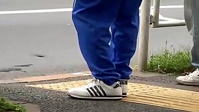 Japanese student on the bus