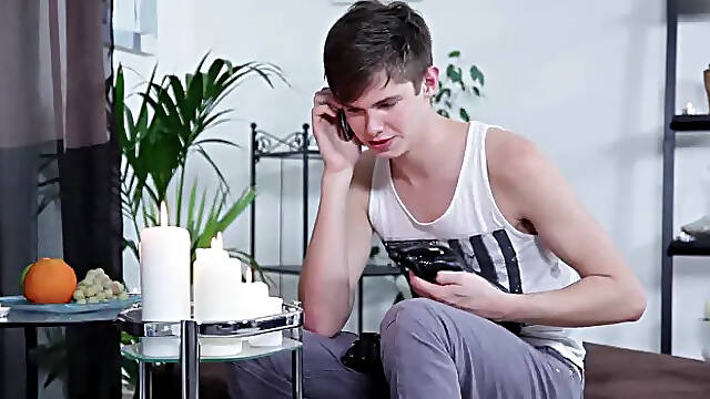 Neos Nipples Nuzzled