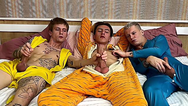 The twinks got lascivious during the game and couldnt resist having sex.