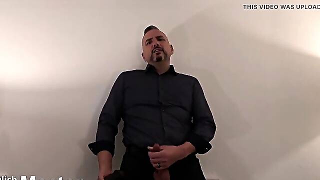 Instructor Uses Masturbator and Gives JOI