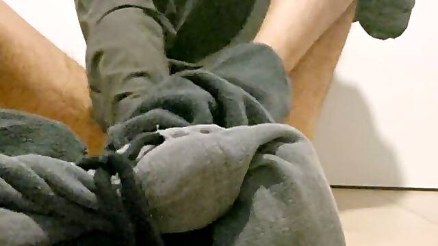 Stud luvs To hide his nappy under his Work uniform