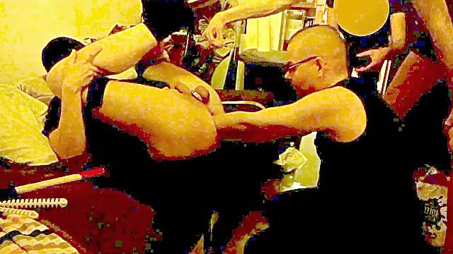 2018: Oh Vienna (Part 3) - Biceps deep fisting (Camera B)