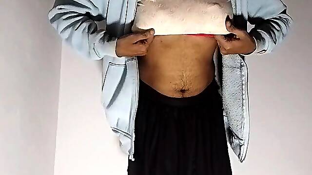 Solo doll getting pulverizing by her stepson at his step-mom