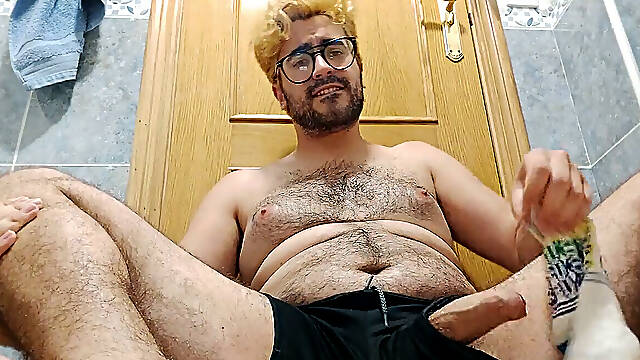 Smelling SOCKS, SHOOTING MY fountain