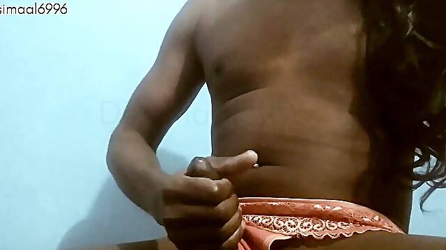 Mere lund mother ko choosane ke liye prepped hai..