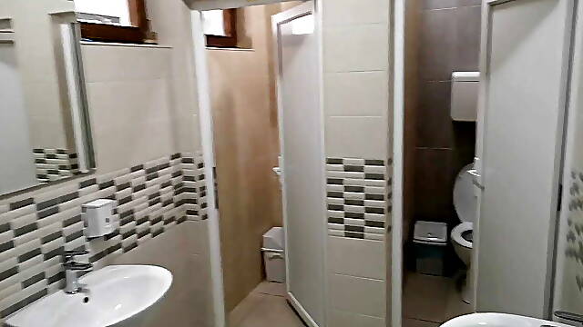 Women Public Toilet Jerking