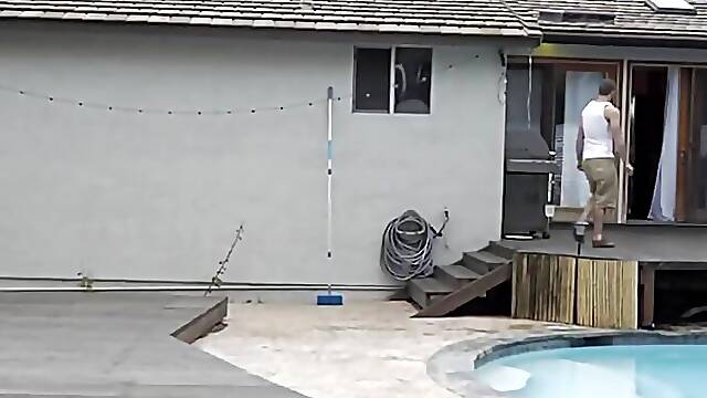 Jeff Powers Has 2 Options, Get Caught By The Police Or Hide In Roman Todds House And Get Pounded - BROMO