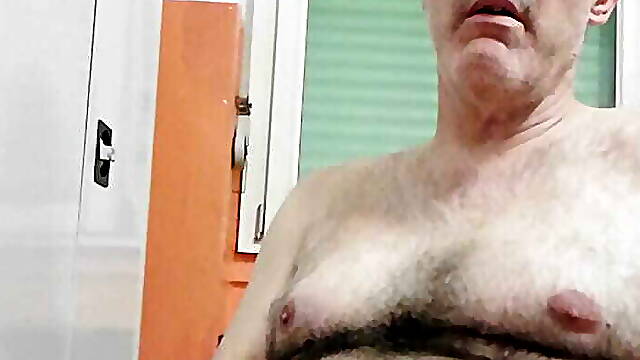 Always saw saw, to enjoy life