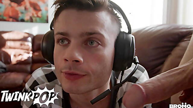 TWINKPOP - Tony DAngelo Fucks Ryan Bailey While He Is Playing Video Games, Then Shoots His Load In His Ass