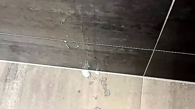 Huge handsfree cumshot after fucking my fleshlight for a long time!