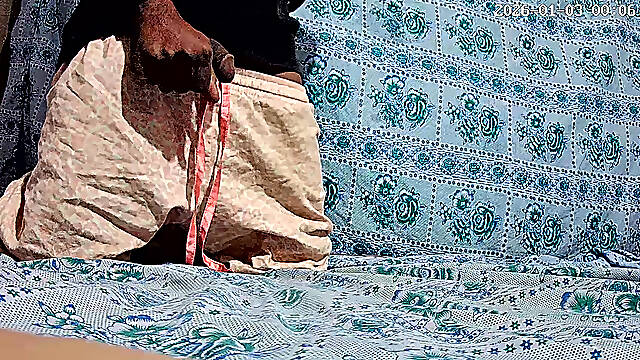 Indian dasi boy handjob in the park 28655