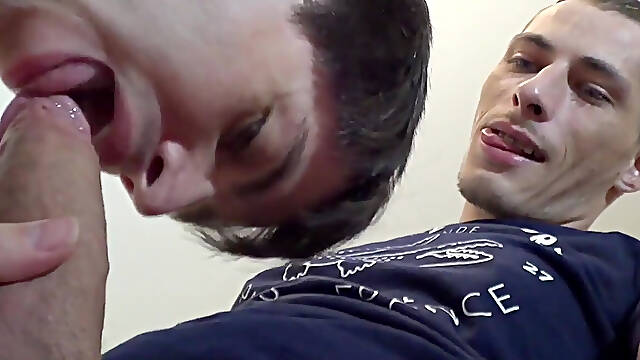 The twink calos fama fucked bareback by fabien