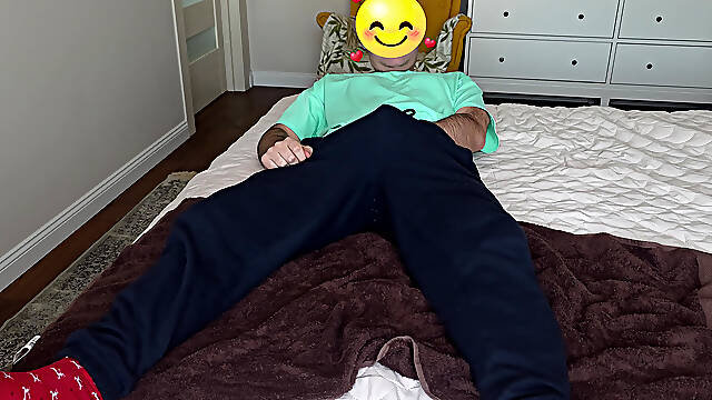 Accidental cum during a striptease session