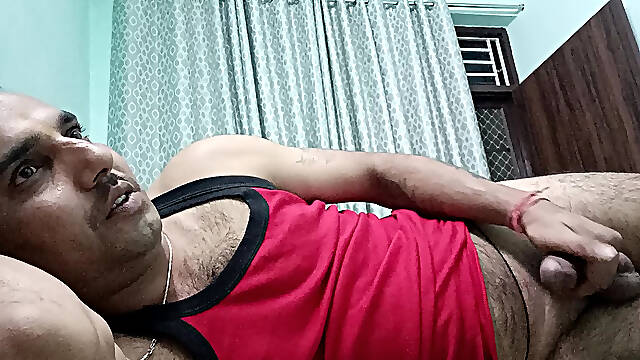 Indian police officer in full masti mood