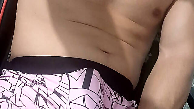 Puffy briefs