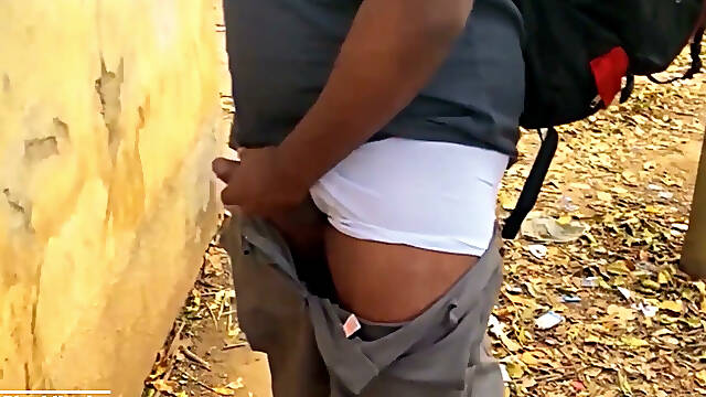 Fucking in the Park and Cumming in His Mouth
